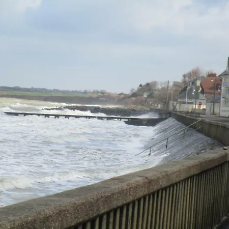 Le Hasting Bord De Mer *